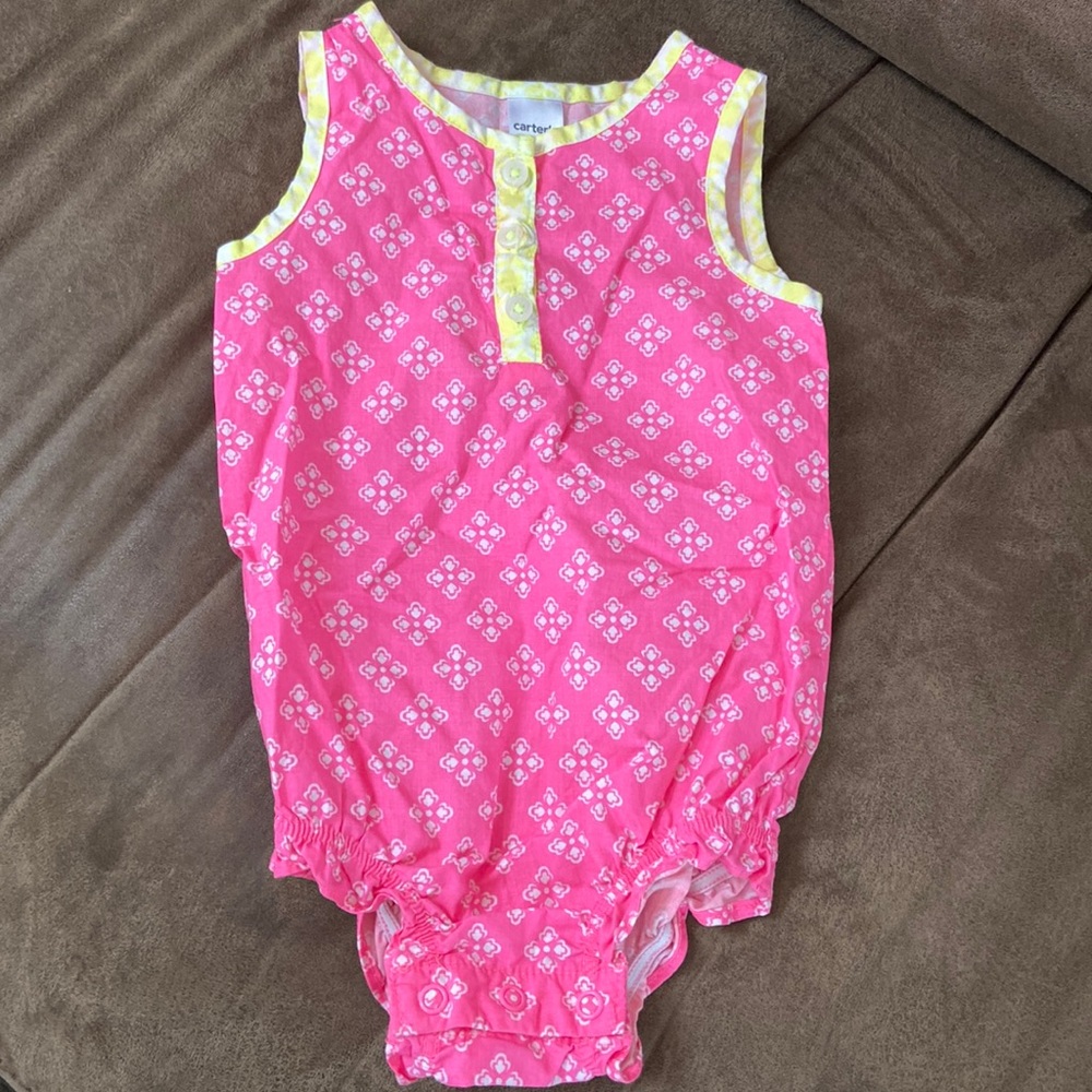 Carters one piece tank; 9M